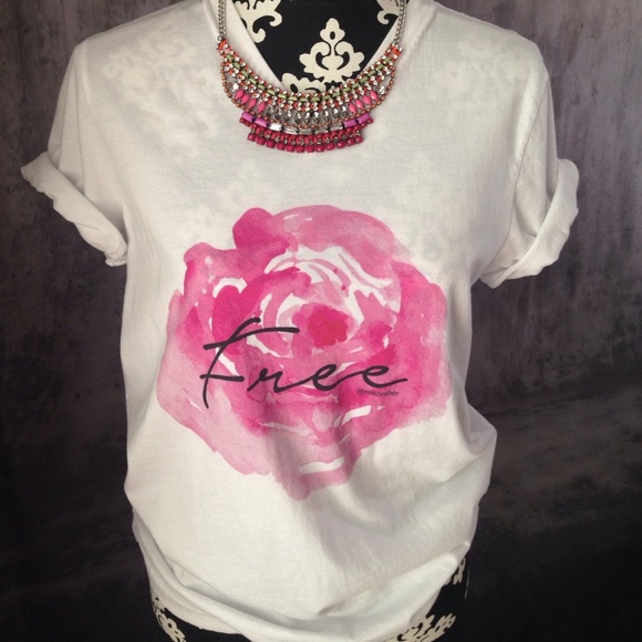 Bella Canvas Tops - Brand NEW white V-neck tee B1